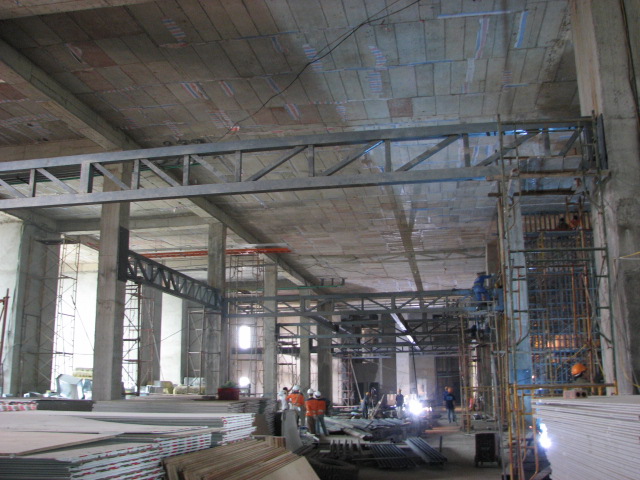 Projection Mezzanine Structure Over Lobby